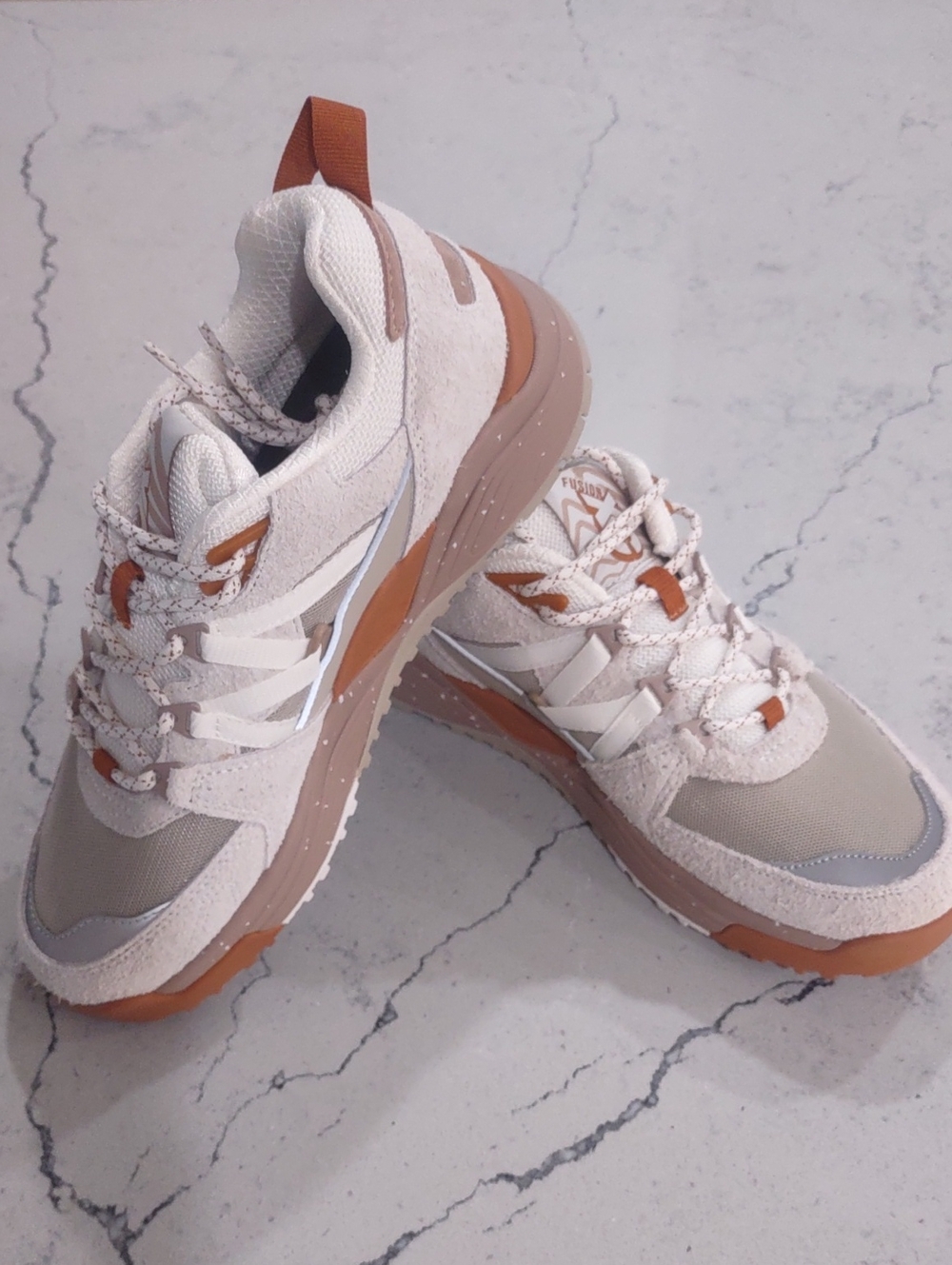Karhu Fusion XC Trail Sneakers in Cream & Tan Unisex Sneakers Mens 7/Women's 9
